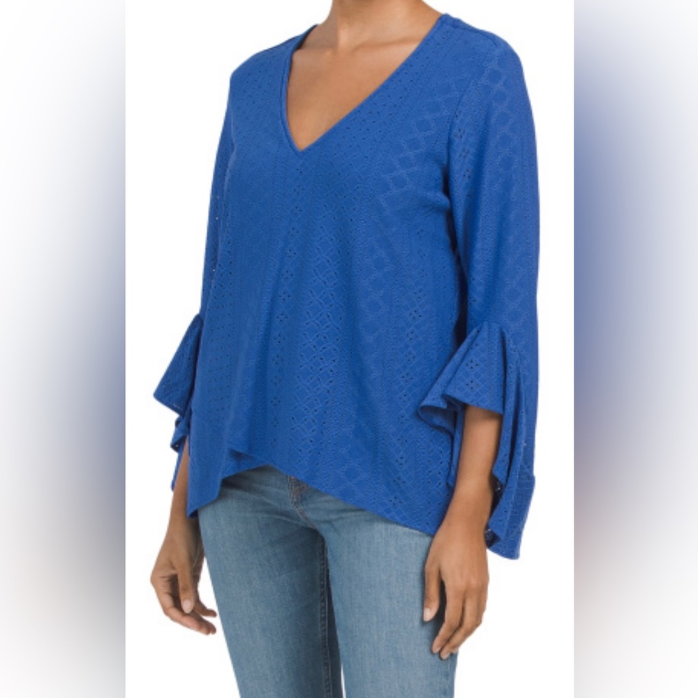 Vince Camuto top
